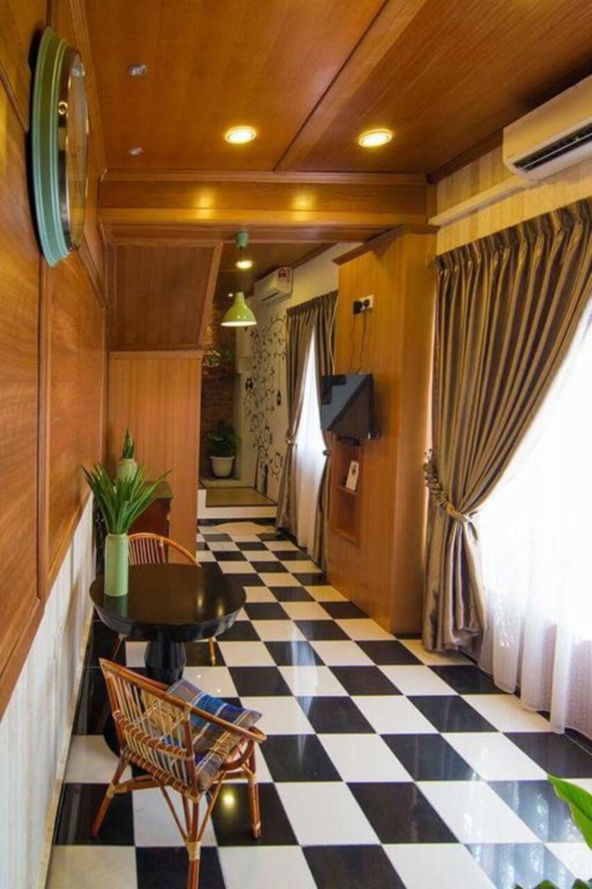 Mynest Homestay Malacca Buitenkant foto