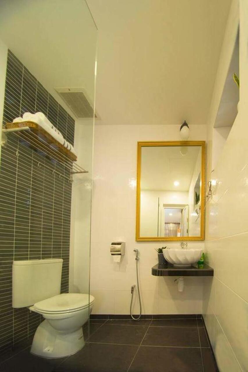 Mynest Homestay Malacca Buitenkant foto